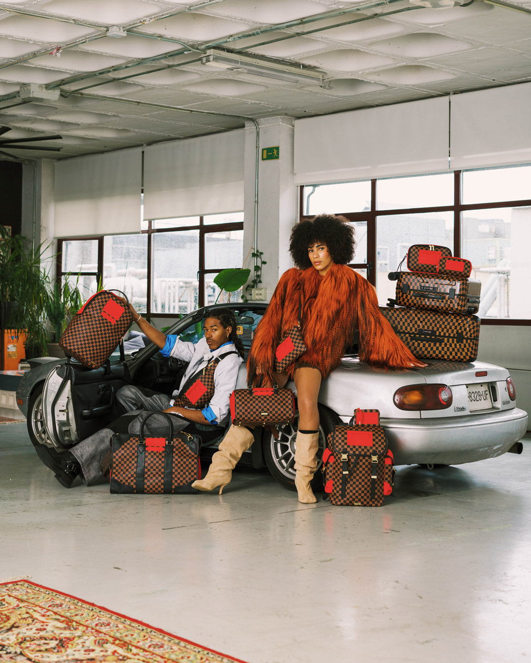 KATANA CHECK BOSS FULL-SIZE LUGGAGE