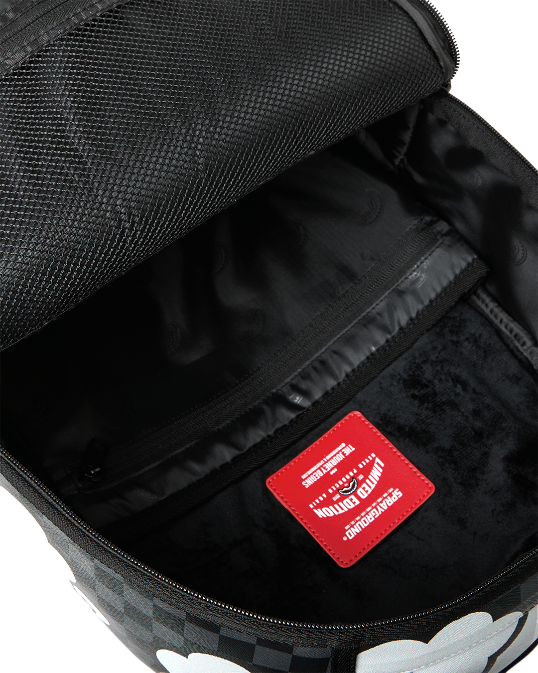 HELLO KITTY OFFICIAL COLLAB - BRICK WALL SPLIT BACKPACK